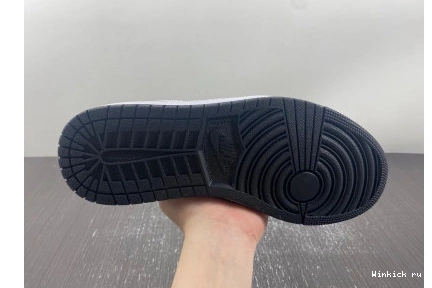 1 Jordan Low Cement Phat Grey 1025